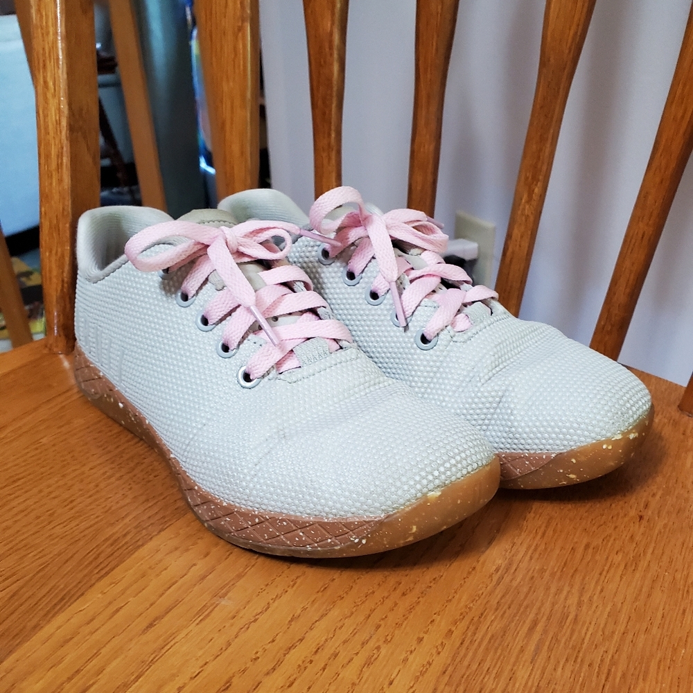 Nobull trainers W7.5